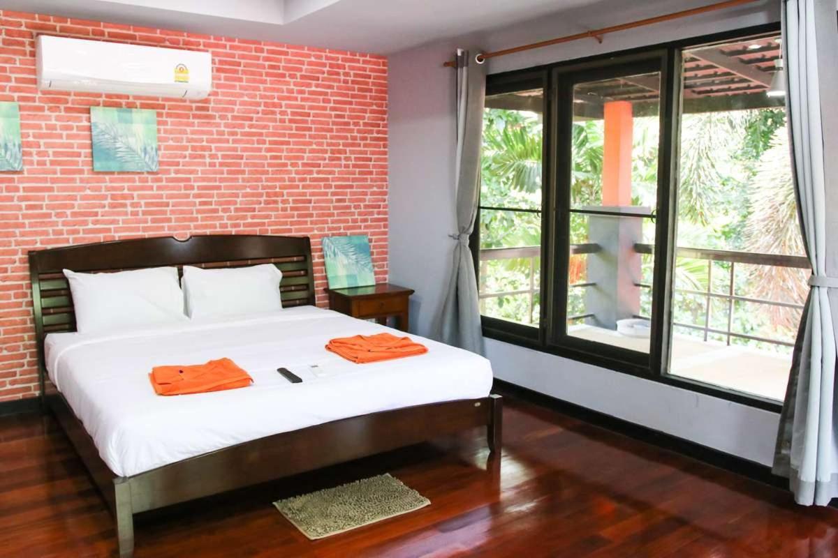 Tiger Hillside Hotel Phuket Luaran gambar