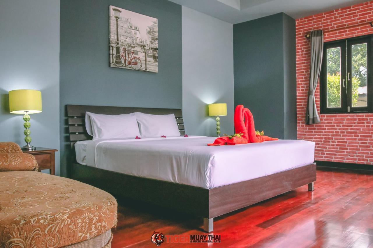 Tiger Hillside Hotel Phuket Luaran gambar
